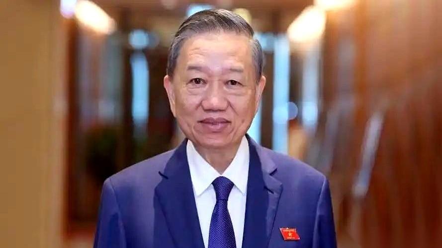 黎笋长子黎坚诚在采访里把话挑明了，当年他父亲敢对中国来硬的，是觉得自己手里攥着三