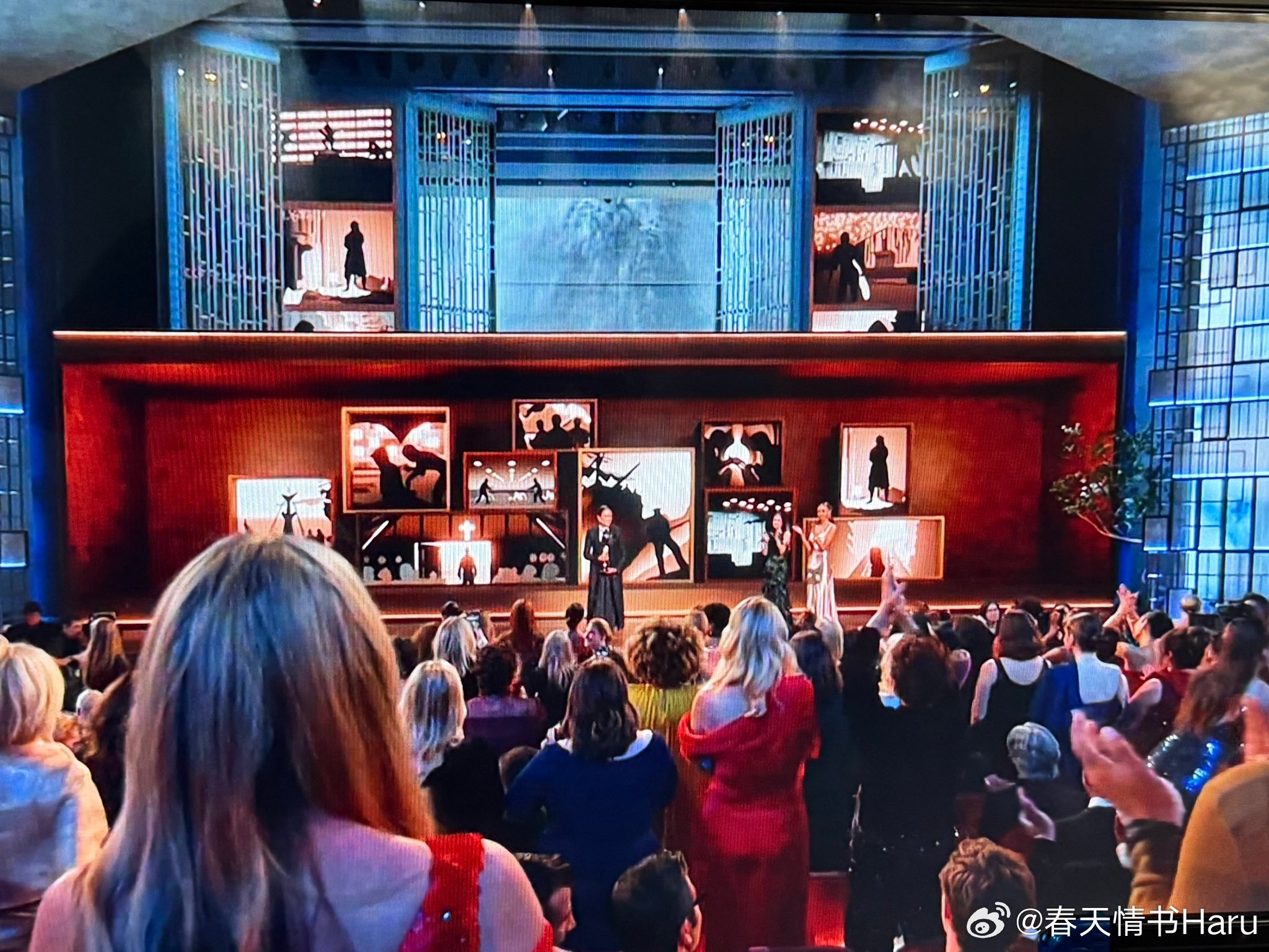 《罪人》的女摄影师奥图姆·杜拉德成为历史上第一位获得奥斯卡最佳摄影奖的女摄影师时