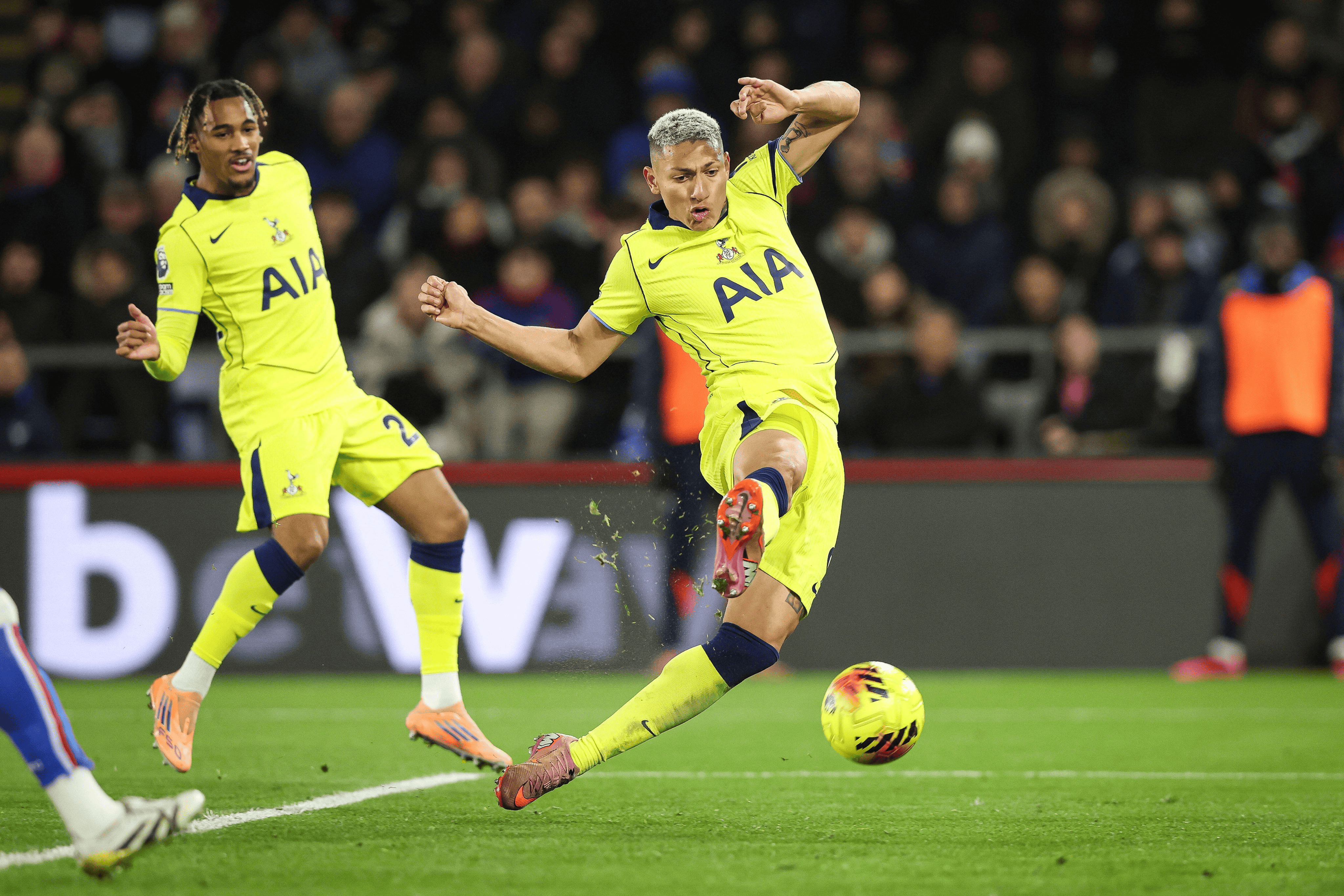 里沙利松本场数据: 1次助攻, 3次关键传球, 2抢断4解围1拦截