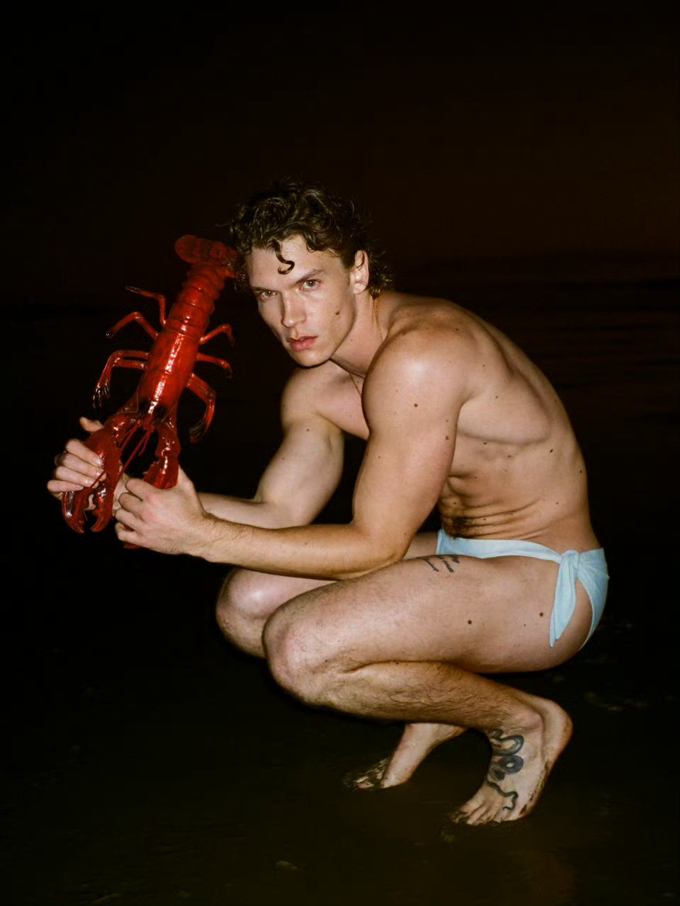 《巅峰对决》康纳斯托瑞为《CULTURED》杂志拍摄的一组新写真