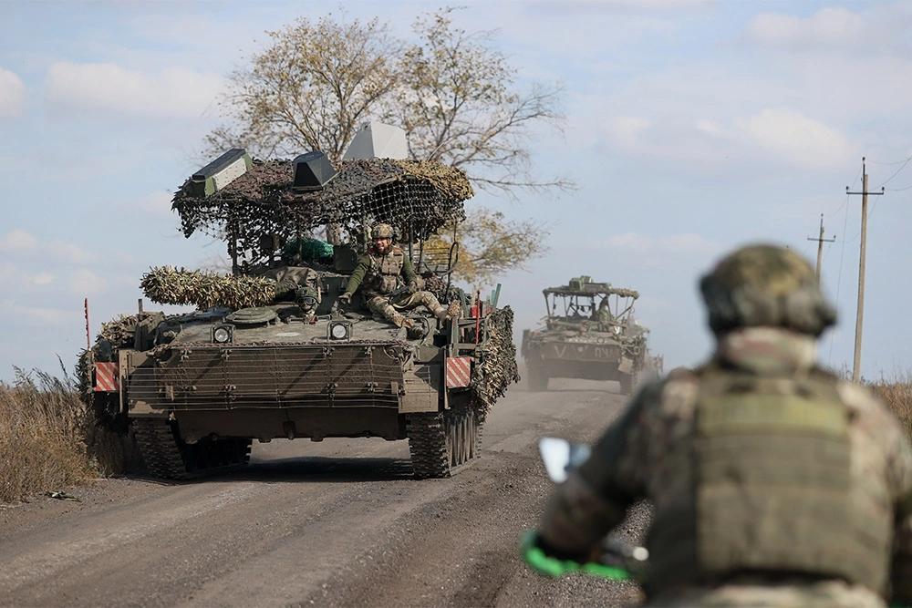 俄军正在向古利亚波勒推进，战线超过10公里，占领新斯佩诺夫斯科耶定居点俄军正