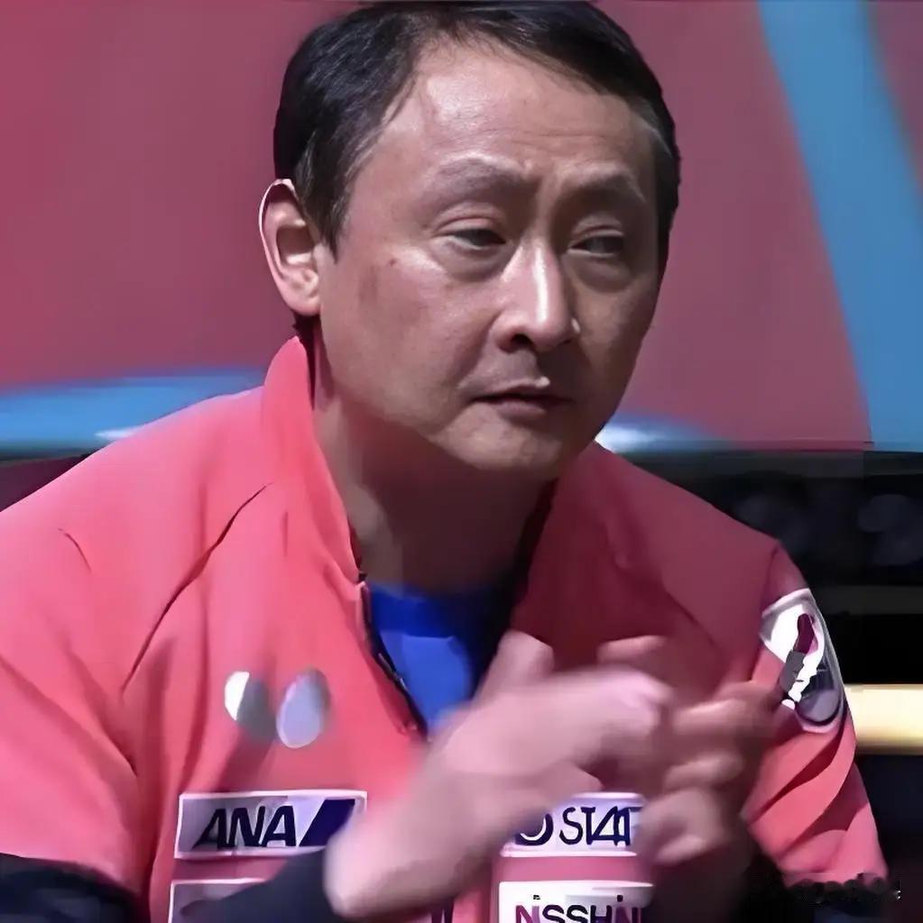 张本宇icon这回怕是连觉都睡不着了！儿子拿了冠军，当爹的反而如坐针毡，心情