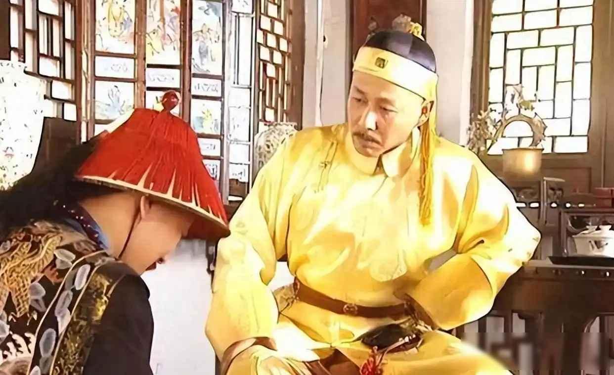 1706年，大清帝国最有权势的男人康熙皇帝，收到了一份来自意大利的神秘礼物——1