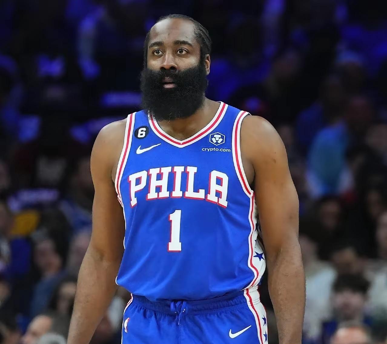 一夜之间，NBA休赛期的大戏直接演到高潮！老詹底薪奔费城，湖人翻脸不留情面，哈登