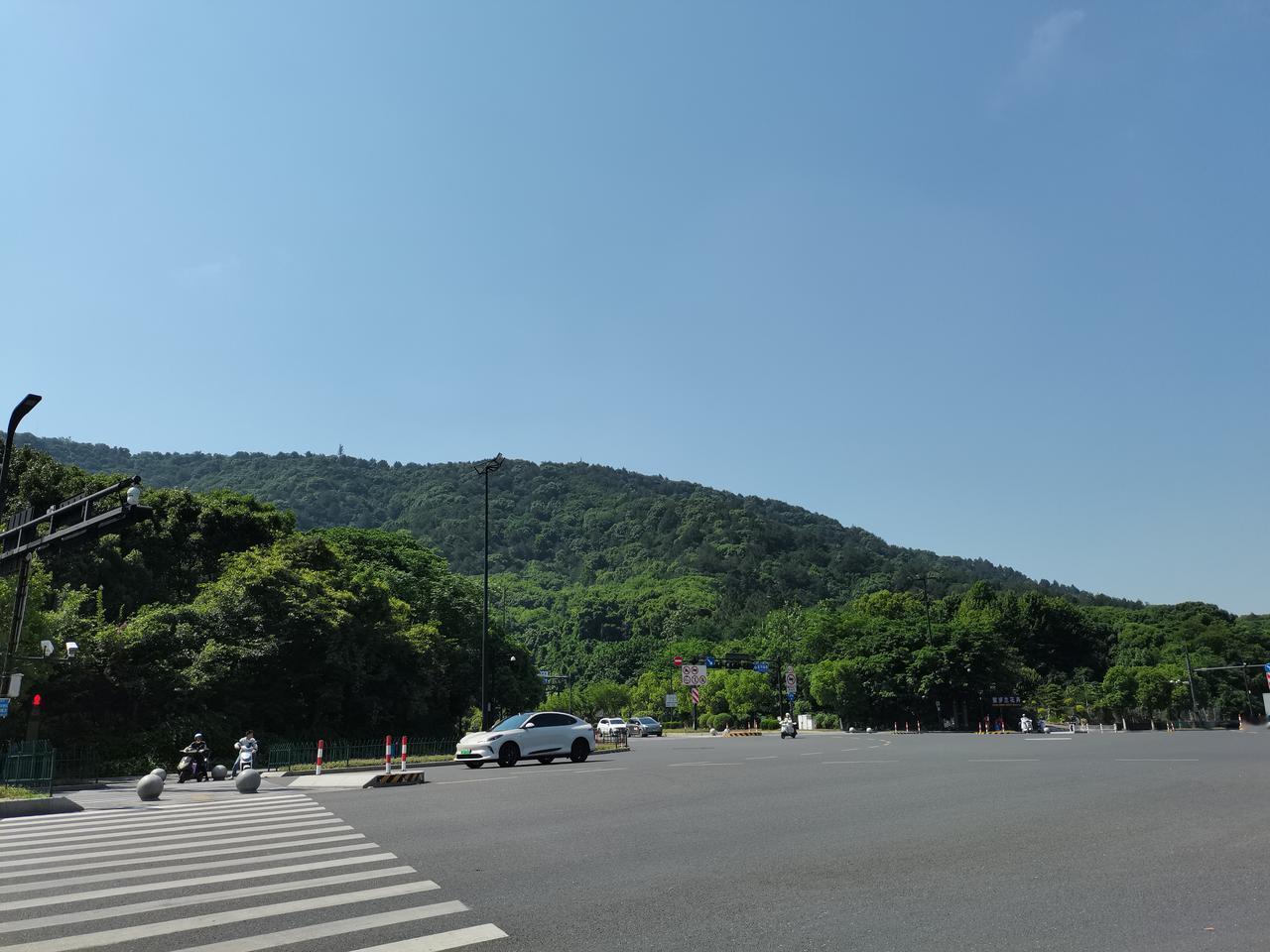 36岁才悟出的一个道理：太被动矜持的女人，大半婚姻不会幸福！今天中午吃饭