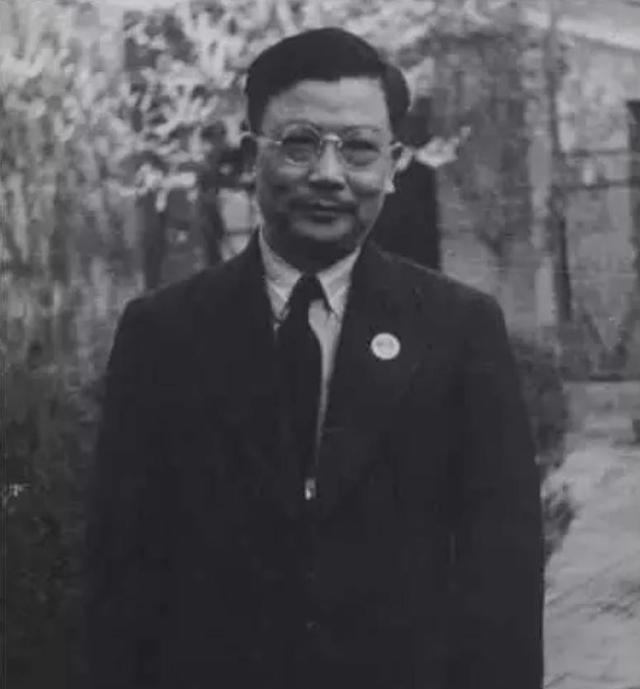 野史：1943年，一个叛徒找到了李克农，说他已经知错了，真切地恳求李克农给他一次