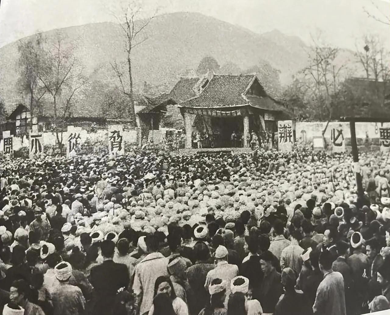 1968年秋，曾当过土匪的齐达榜被安排到河北承德一个公社改造，监狱服刑的18年里