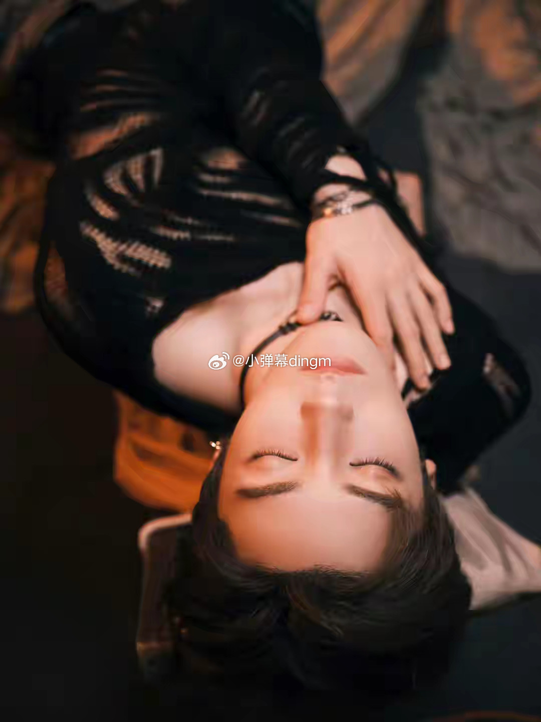 1.侯明昊一直想证明自己的唱功，所以才参加音综，还能为自己的演唱会铺路，让粉丝