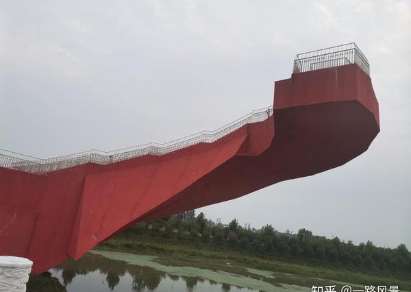 武契奇清华一番话点醒无数国人：安稳盛世是世间顶级稀缺资源塞尔维亚总统武契奇