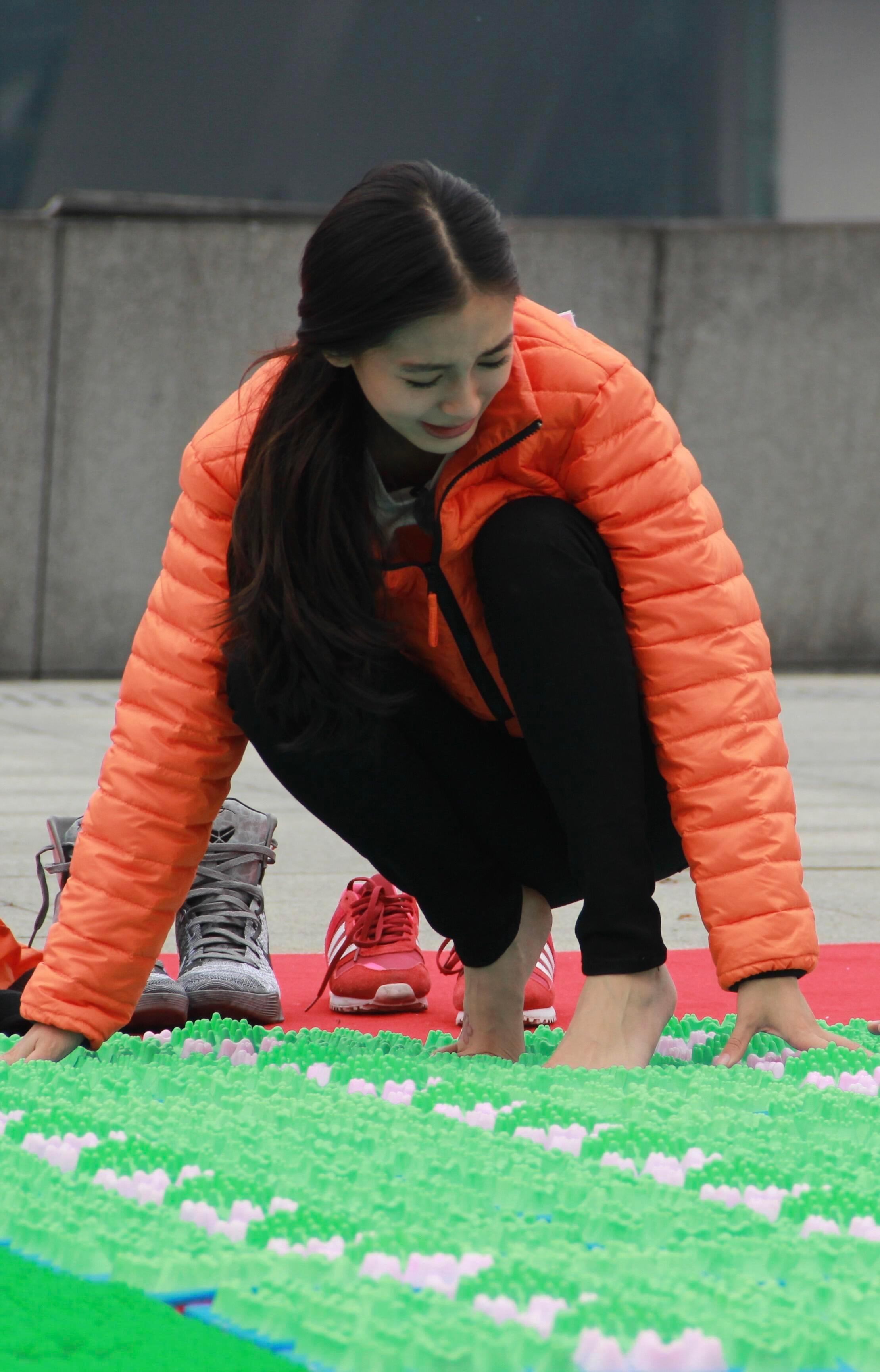 Angelababy早期跑男指压板一眼让人沦陷