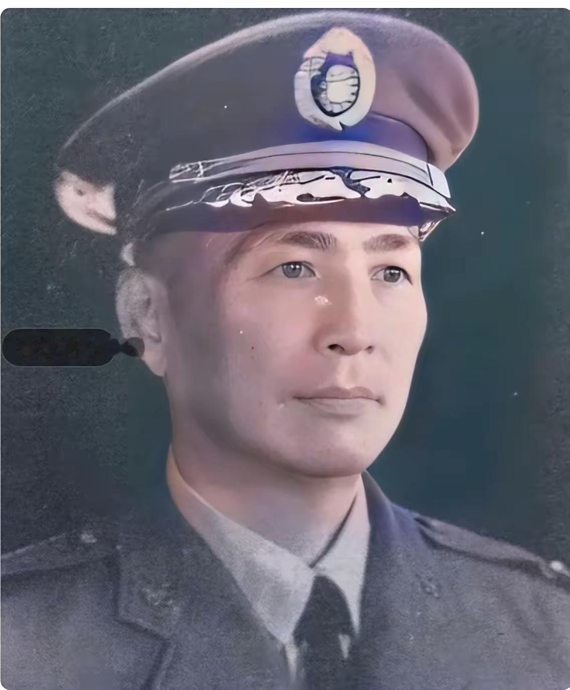 不能让叛徒身后一了百了。国庆期间，央视播放的历史题材的谍战剧《沉默的荣耀》一经播
