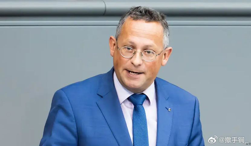 德国选择党议员费尔瑟本月起出任德国联邦议会德中议员友好小组主席。此前他已担任该小