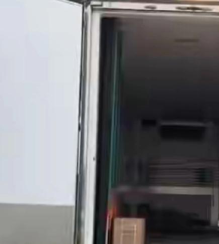 空车也超重3月30日发生在上海G15北青公路收费站，上海货车司机邱先生开空车过