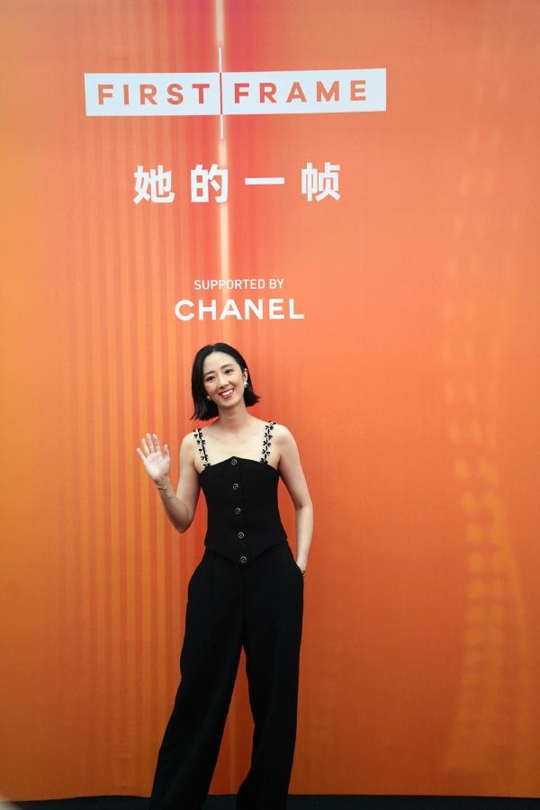 最近桂纶镁亮相西宁，她这回是去参加电影展的，桂纶镁如今的状态依然是非常不错。