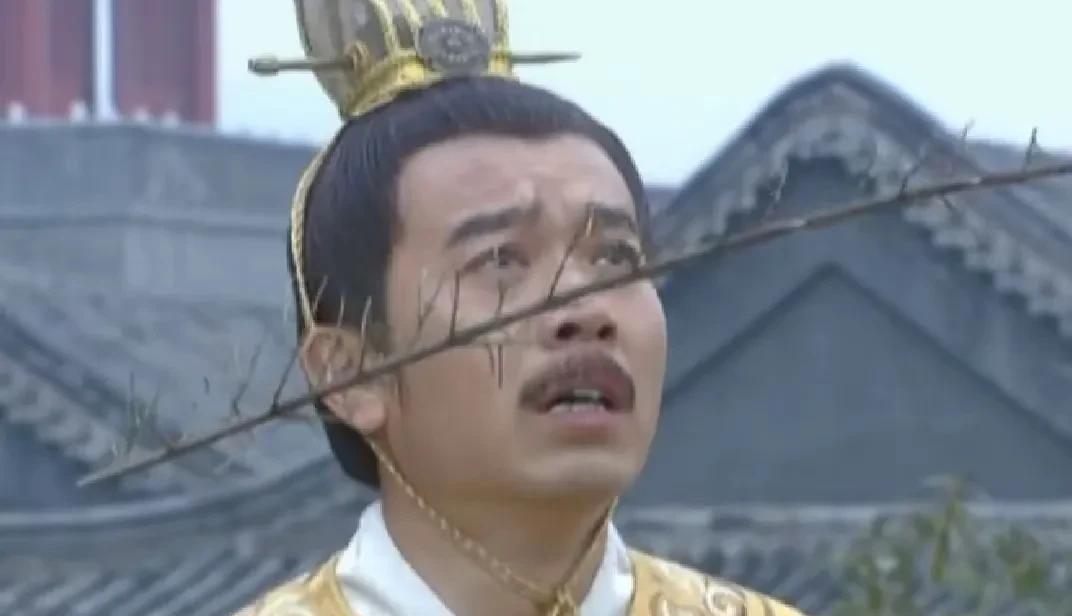 若朱标不死，蓝玉不会死，武勋不会死，江南集团不会崛起，大概率不会迁都北京。所有