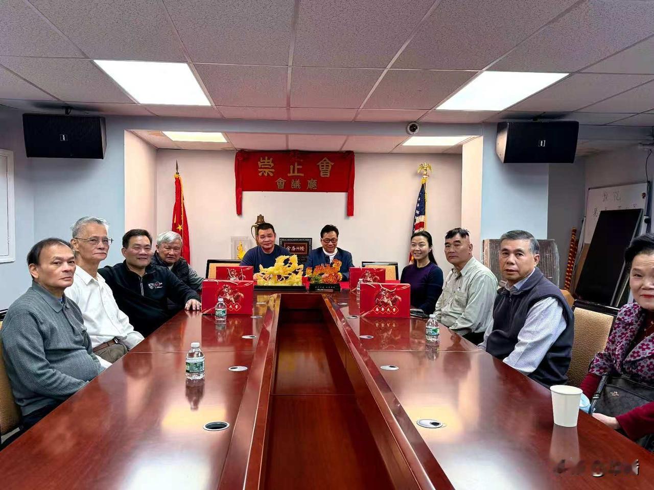 2026年2月15日，新春伊始，万象更新。在世界之都纽约，崇正团队整装待发。在何