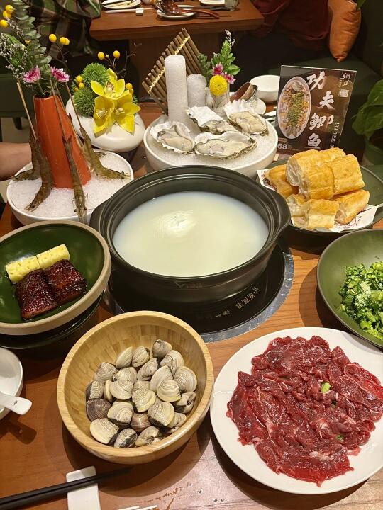 广州的！！我愿称之为粥底火锅天花板！！