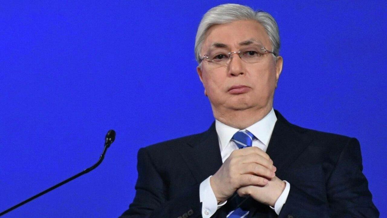 宪法法院7日裁定，根据7月1日生效的新宪法，现任总统托卡耶夫有权参加新一届总统选