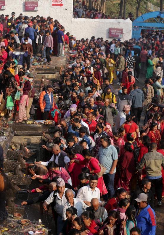 印度最终会是地球大患，不是印度有多大实力，而是印度无节制的生育，现在印度至少15