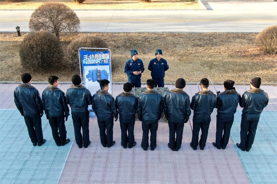 K/CJT3型手持求生电台