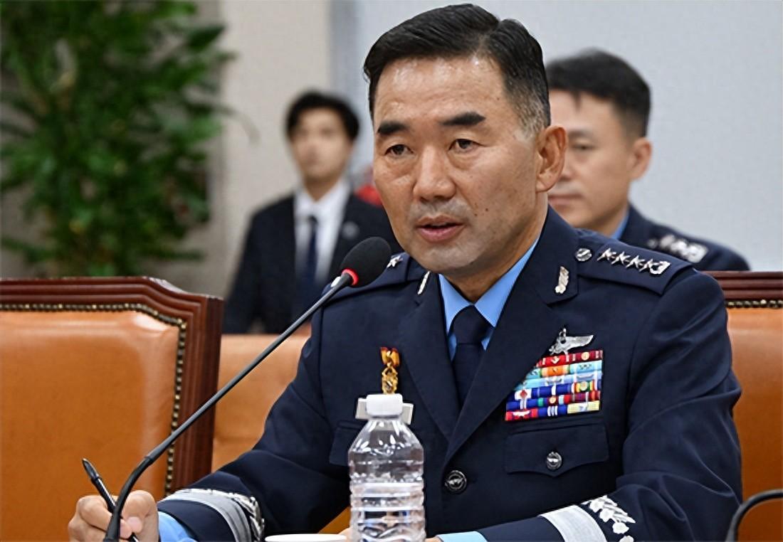 韩国总统李在明终于不忍了，韩军指挥层“大换血”，还要给中国送“大礼”韩国政局