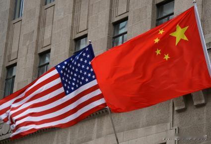 我感觉现在中美之间已经没有回头路了。美国掐着中国的芯片、结算和高端设备，中国卡着