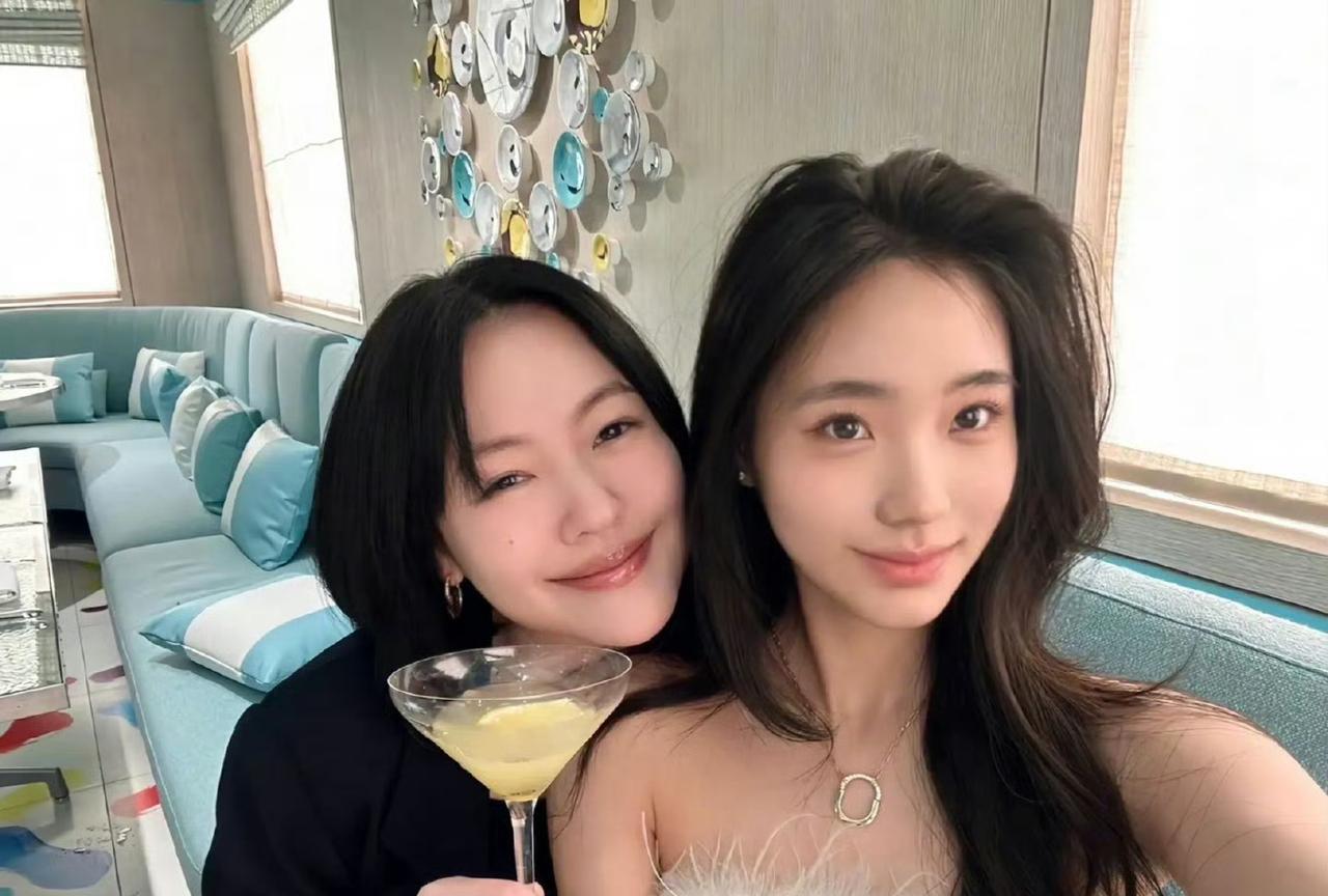 小S抱怨自己女儿长得像林志玲其实反而更像大S但是小S说这句话的目的更是想给女