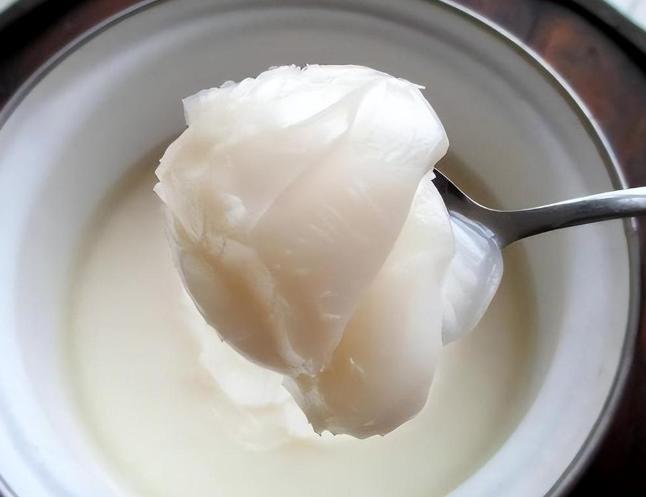 猪油再次被关注！糖尿病患者常吃猪油，或出现几种变化。猪油这东西，咱们老祖宗吃