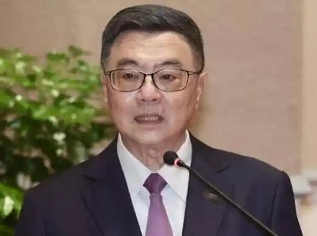 就在今天，台“行政院长”卓荣泰正式宣布，7月18日，针对蒋万安号召民众7月2