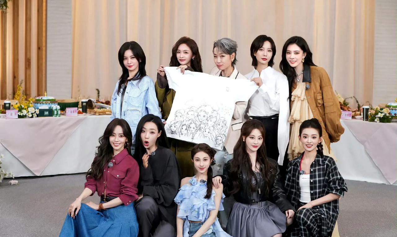 这是《浪姐》系列这么多季以来正式成团吧！这次《浪姐6》出道姐姐们的成团名：S.