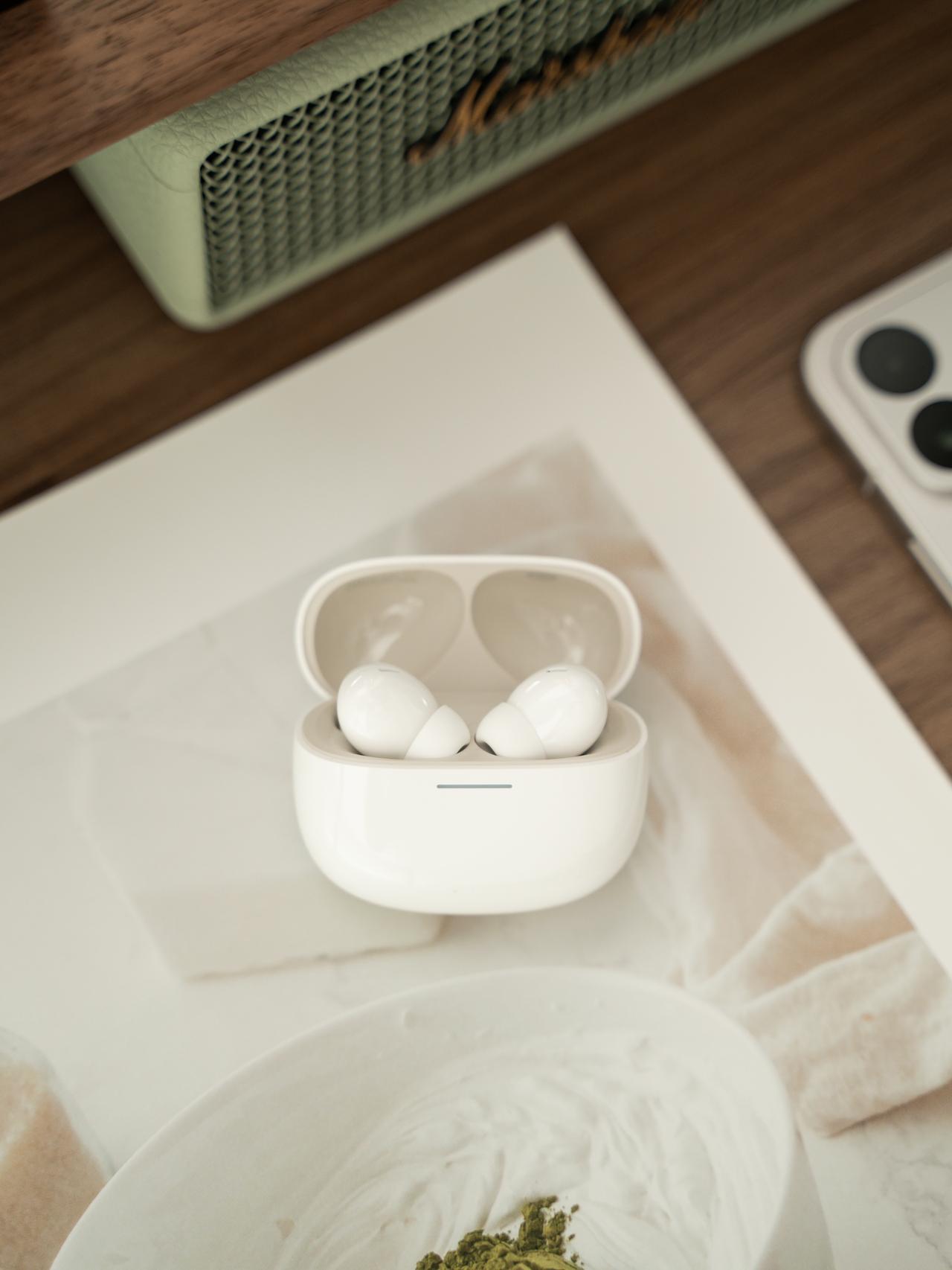 之前分享过REDMIBuds8Pro，一个很舒服的满配降噪真无线。这会RE