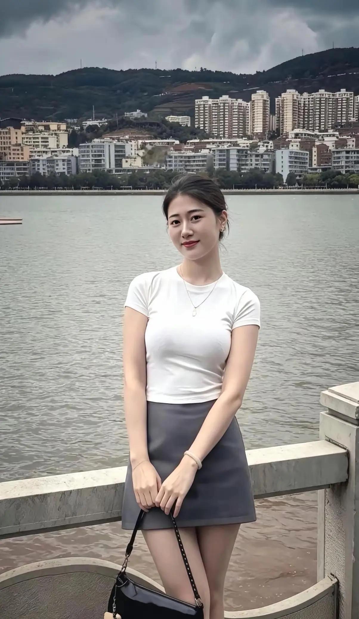 愿我们每一个年龄段都能柔软而坚定，温柔而有力！