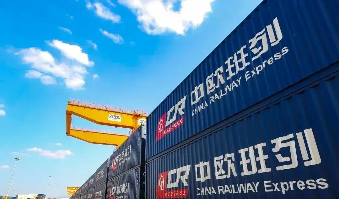 三线战火逼近，北约欧盟罕见邀解放军赴布鲁塞尔摊牌底线三场冲突几乎在同一时间段