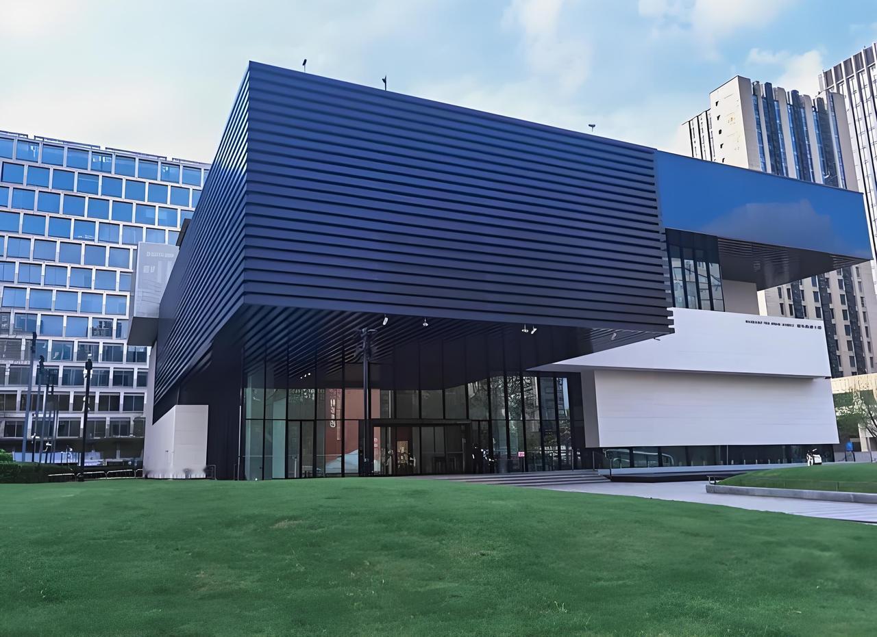 打卡程十发美术馆｜德艺双馨，才是真正的大家风范今天走进上海中国画院程十发美术