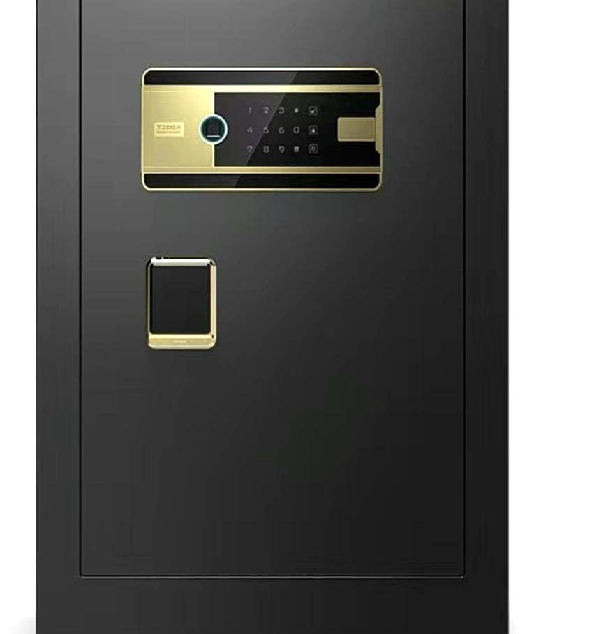 都说银行取钱麻烦，咱退休大爷直接换个路子！退休十三年了，昨天我整了个大件儿——