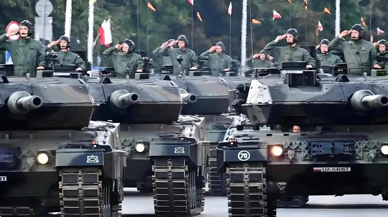 波兰举行大规模军事演习。俄罗斯卫星通讯社7月24日报道，波兰军队新闻处发布消息