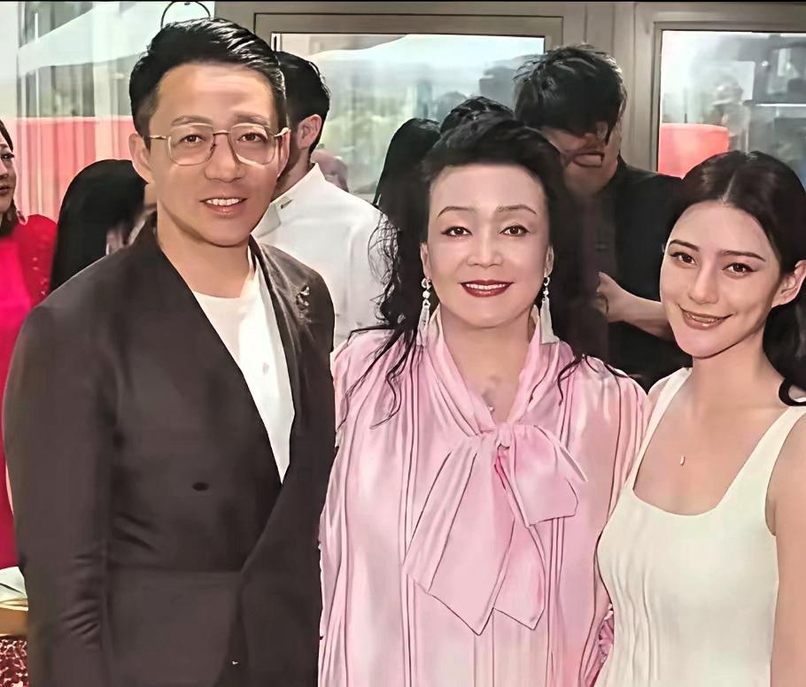 新孩子要来了,家里会变好多,汪家亲子会不一样了,马筱梅肯定先顾自己孩子,