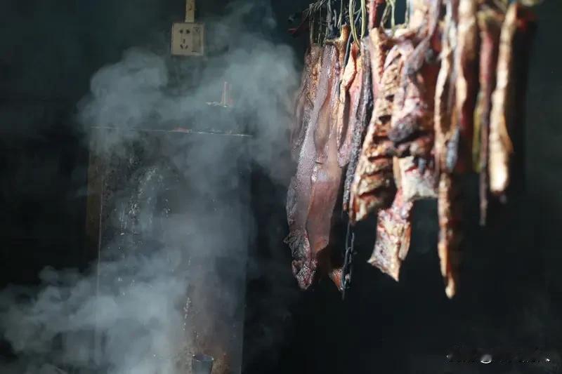 腌腊肉你踩过哪些坑农村风干腊肉腌腊肉又到了一年一度的腌腊肉季节，腌腊肉真是