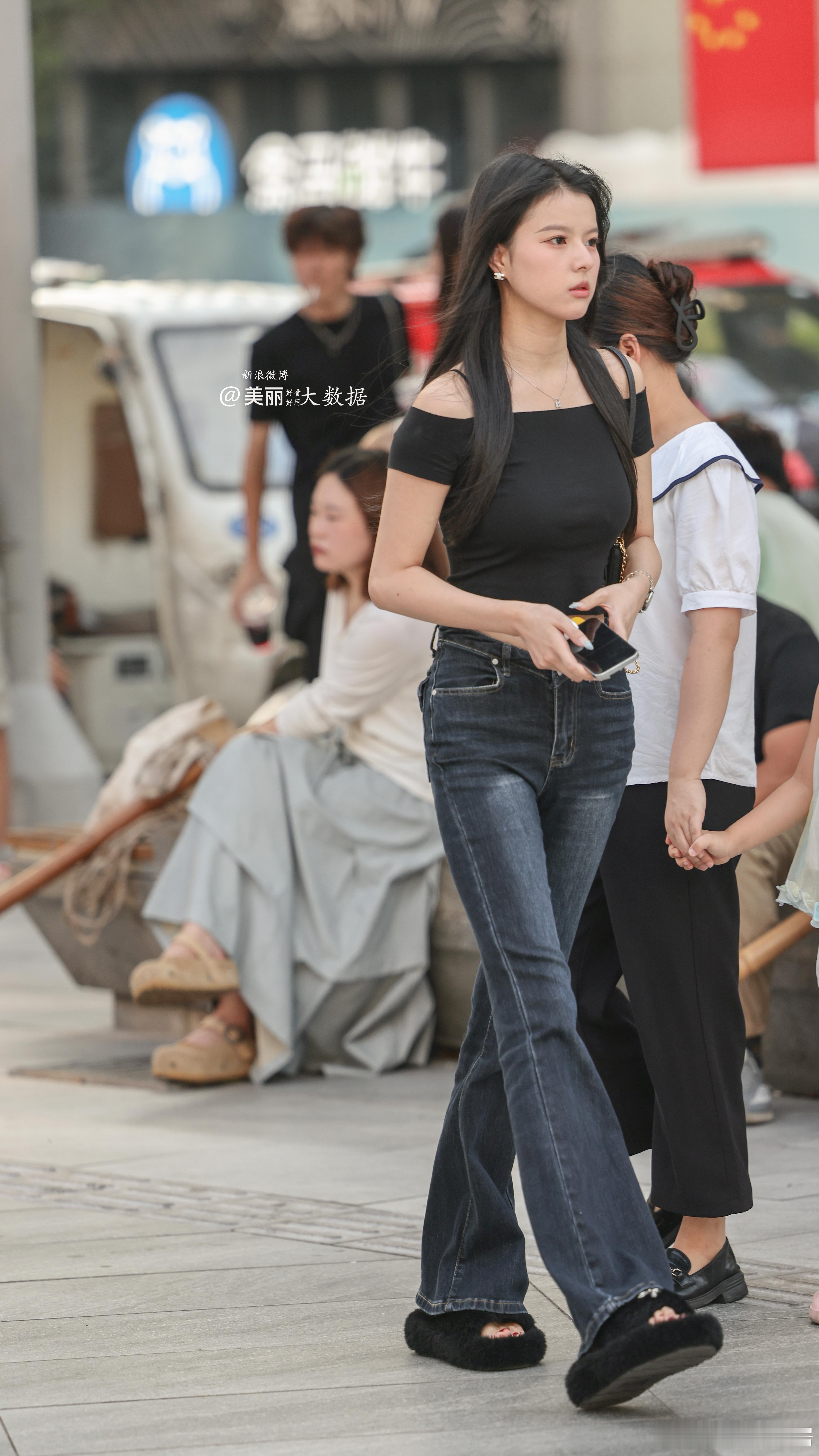 为什么我觉得假期很难熬啊？是不是堵在路上的感觉更好呢？