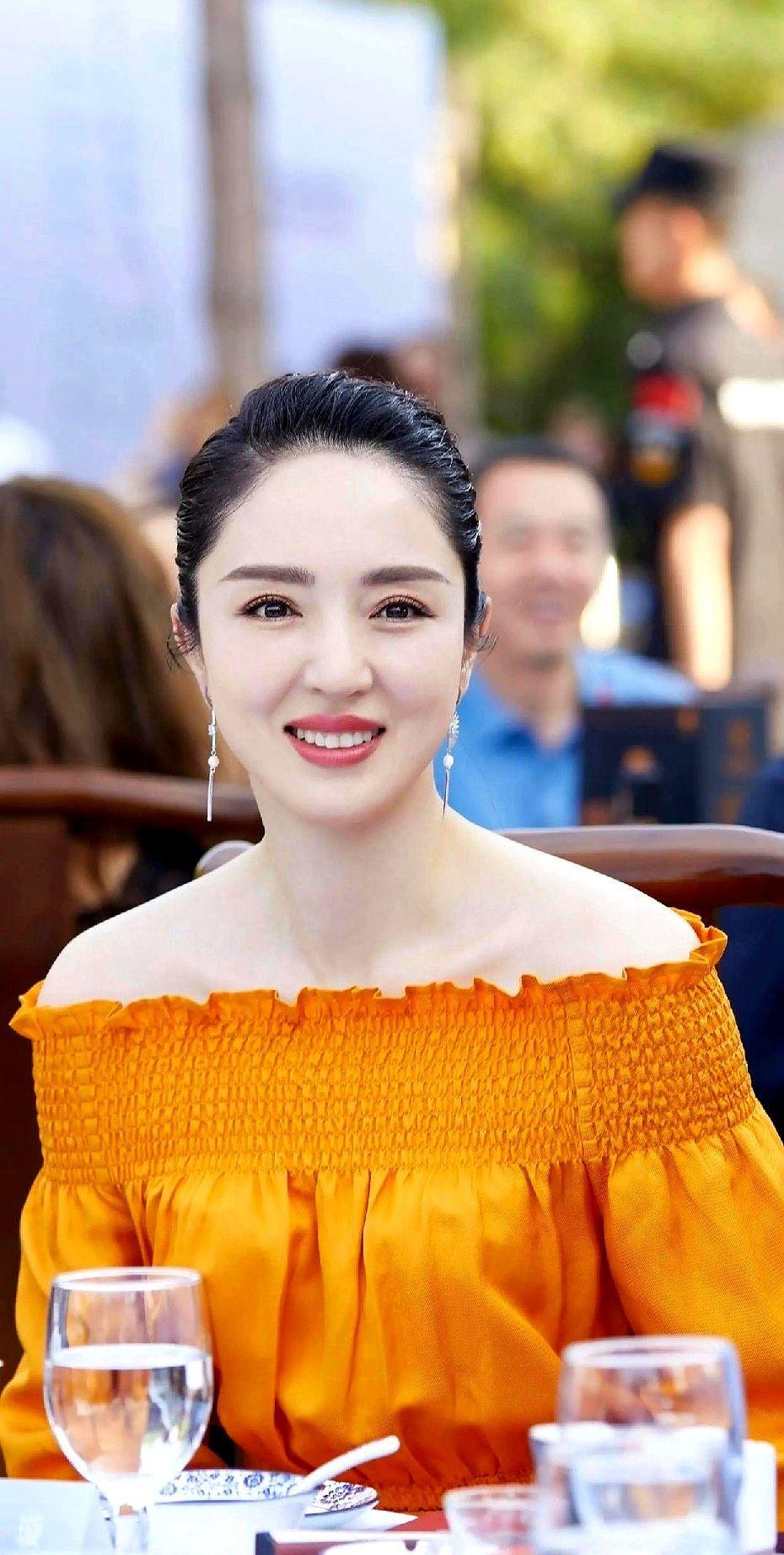 签协议、禁保险、掐住钱，董璇把婚姻当公司管董璇和张维伊还没办婚礼，先把婚前协议