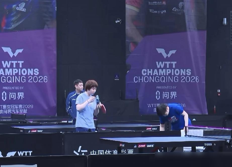 别再猜关系了，孙王赛前分开练，是在互相“下毒”！决赛前一小时，对手就站在对