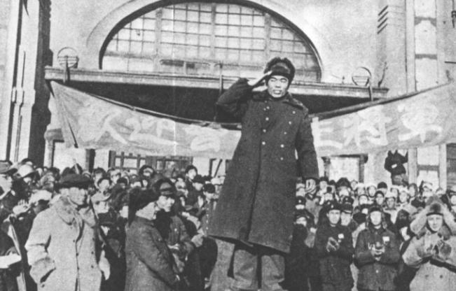 1951年，曾泽生率第50军从朝鲜回国，受毛主席多次夸赞，谁知，他回家后，竟对妻