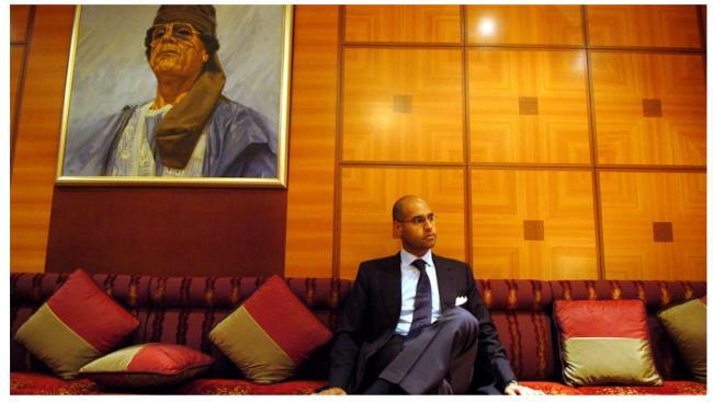 卡扎菲次子在家中被爆头，这血债该算谁的账？2026年2月3日中午，利比亚西部津