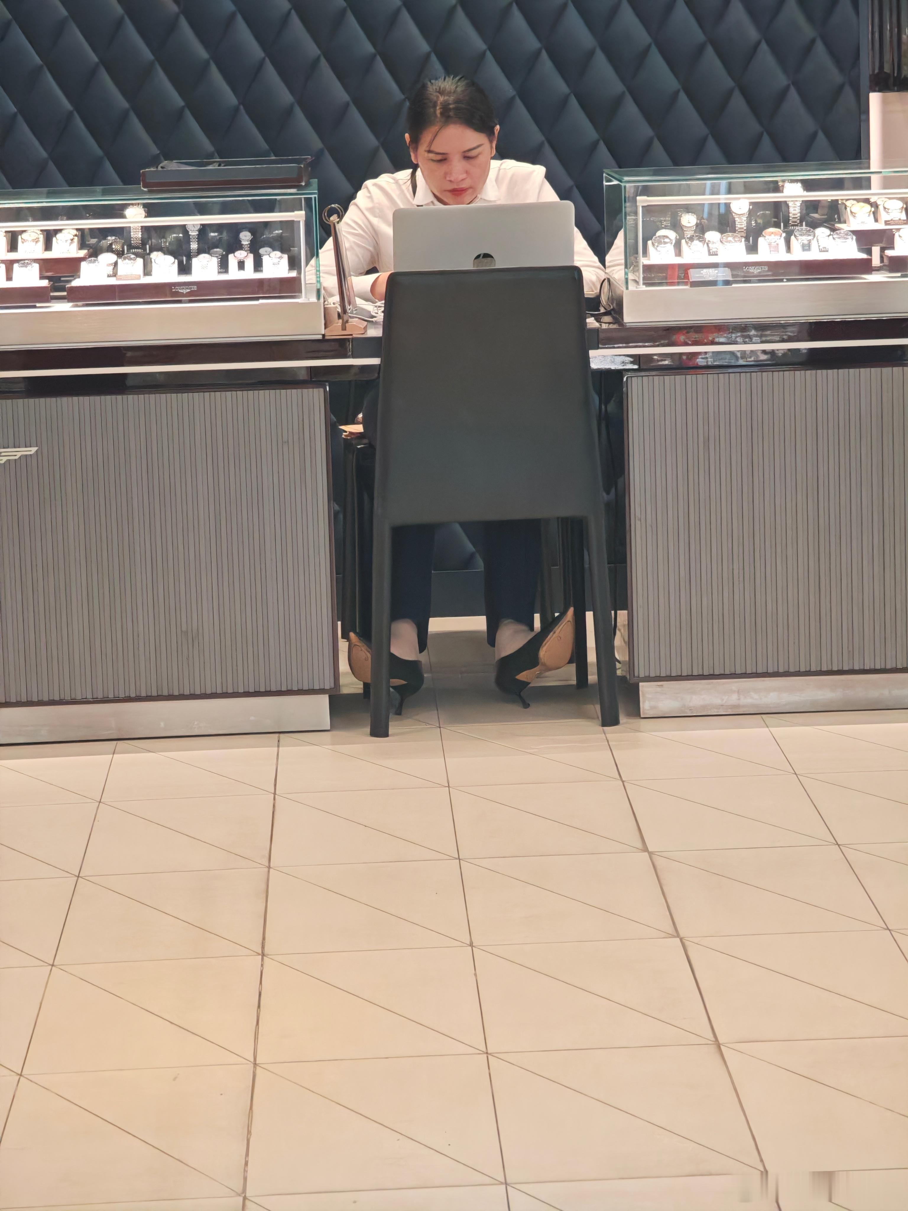 表行销售职业装穿搭​​​