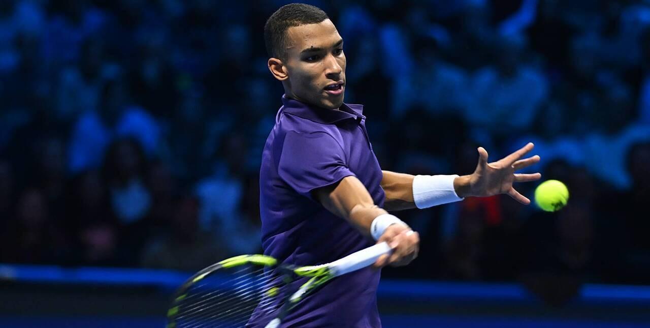 在“生死战”横扫兹维列夫之后，阿利亚西姆不仅成为第三位晋级年终总决赛男单半决赛的