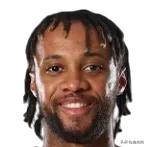 郭昊文是强，但是他确实强不过小外援。今天王世龙就把球权还给了小外援帕克。而这个曾