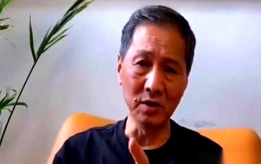 明天还要再砸一次。砸穿今天的低点。然后……这轮调整就结束了？！？我靠，刷到