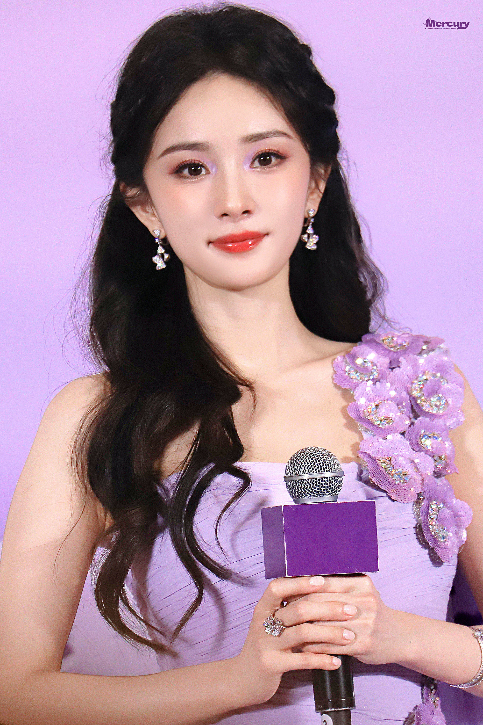 杨幂在影片中的表现让人很惊喜杨幂​​​