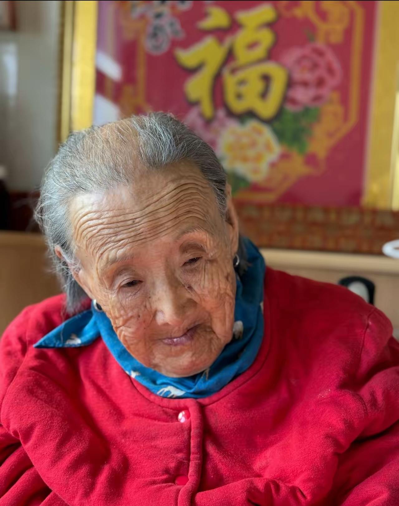 103岁太奶奶有五个儿子三个女儿，本以为可以安享清福的，一样天年安度晚年的，谁知