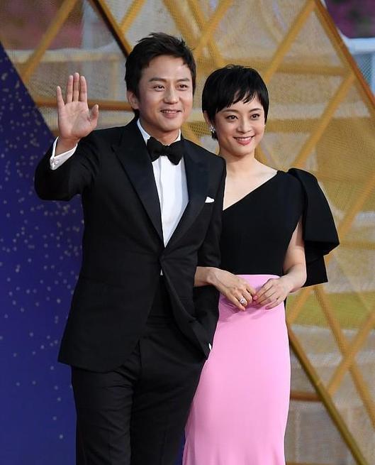 结婚15年，孙俪甩出一句话：我从来不管邓超！邓超和孙俪可以说是娱乐圈里的模范夫